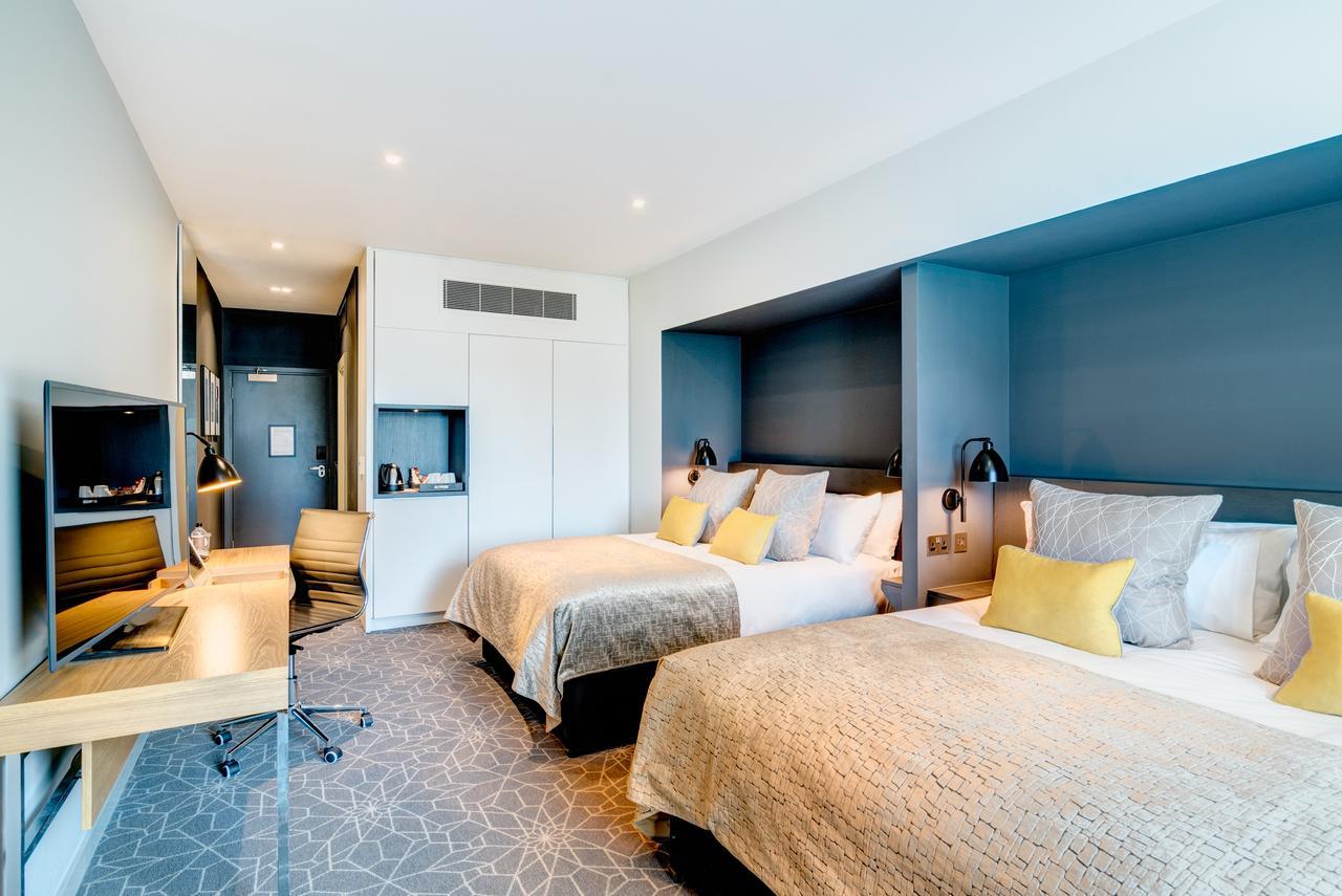 เอเพ็กซ์ ซิตี้ ออฟ บาธ โฮเต็ล Hotel ภายนอก รูปภาพ